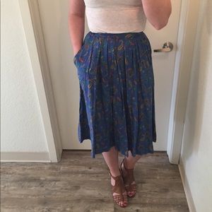Vintage blue paisley midi skirt with pockets